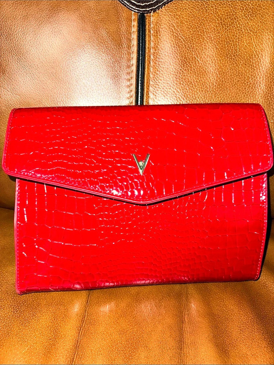 Vanessa Williams Handbags - Vanessa Williams Eden Clutch in Red NWT